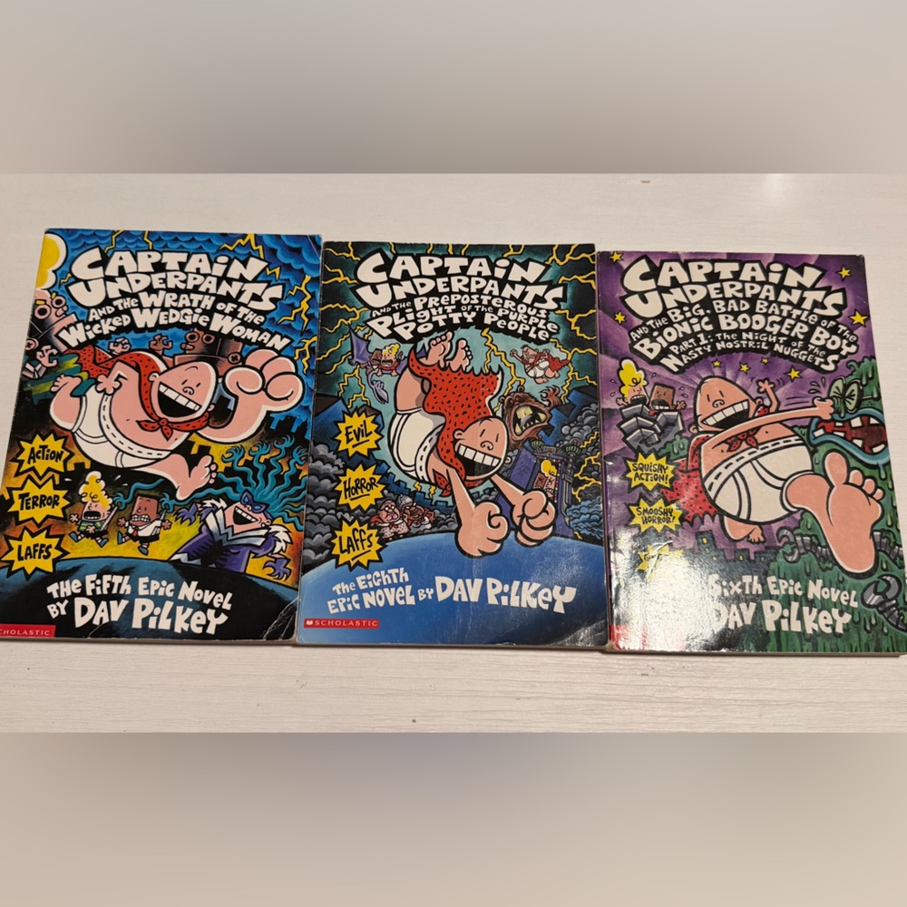 Scholastic Captain Underpants Lot of 3 Books by Dav Pilkey (vintage)